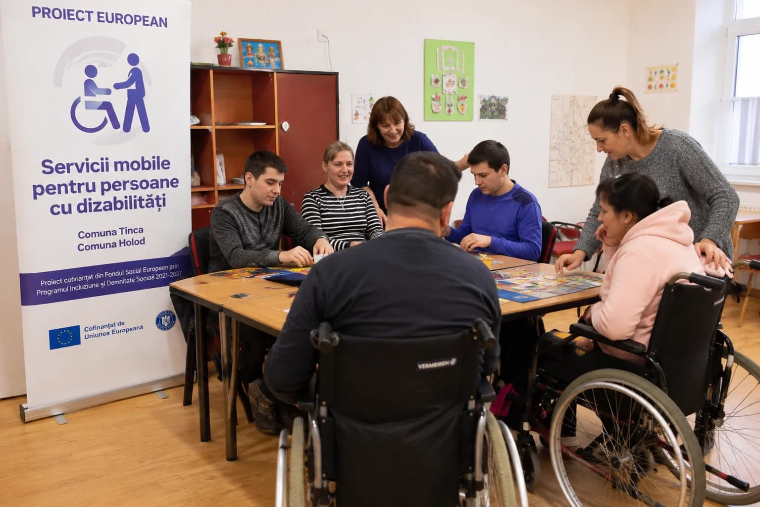 Proiect european de aproape 3 milioane de lei pentru persoanele cu dizabilități din Tinca și Holod